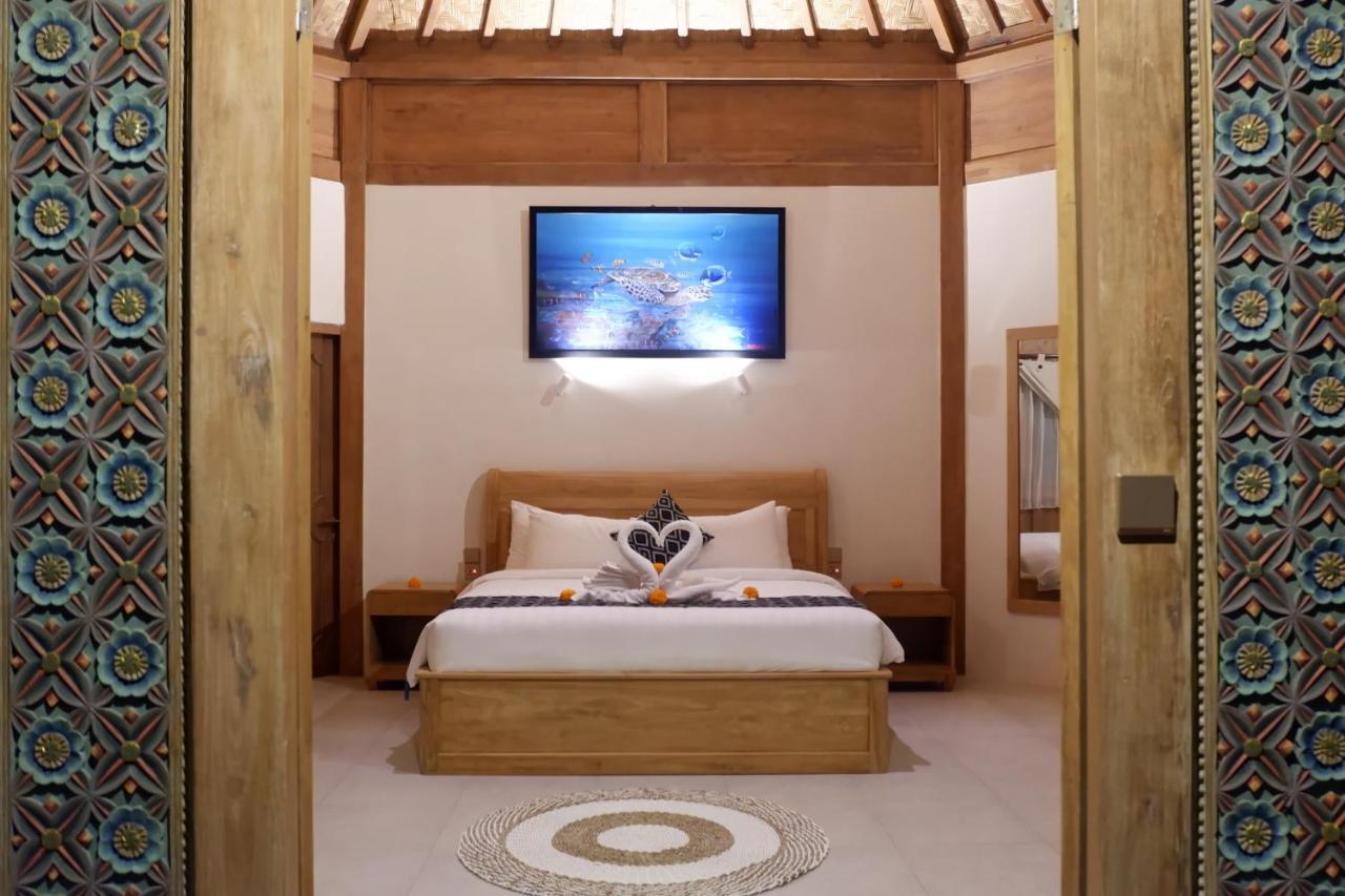 Blue Harbor Beachfront & Resto 4* Ped
